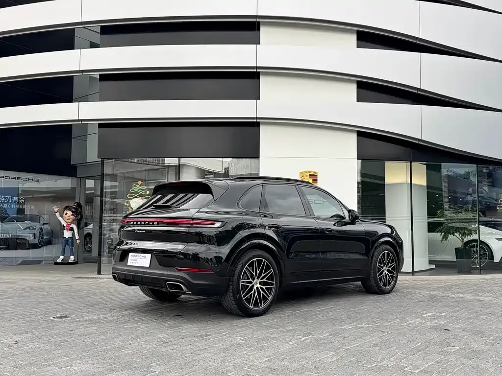 Porsche Cayenne 2024 из CN, фото 4