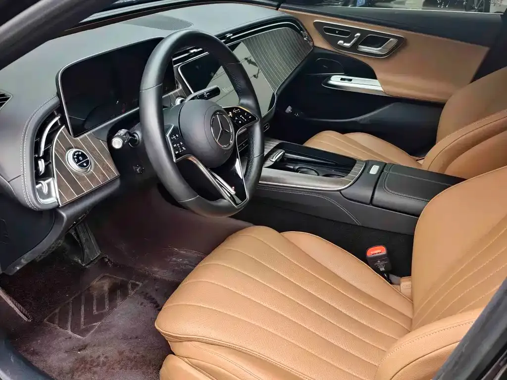 Mercedes-Benz E-Class 2024 из CN, фото 2