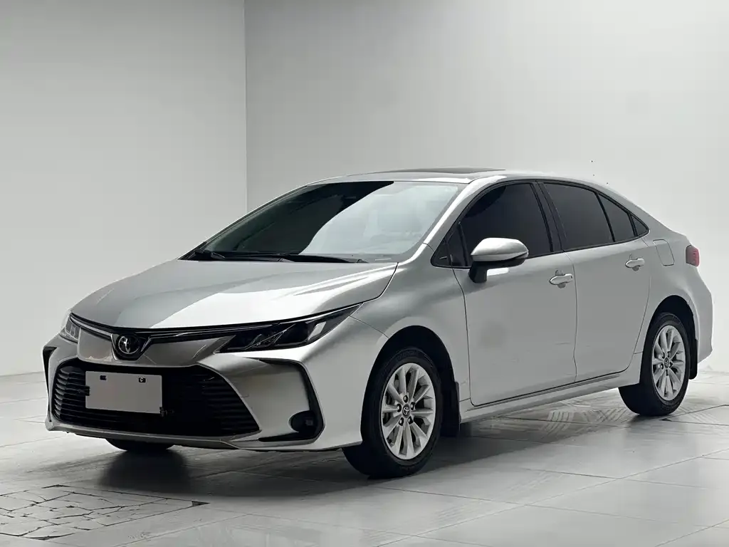 Toyota Corolla 2022 из CN, фото 1