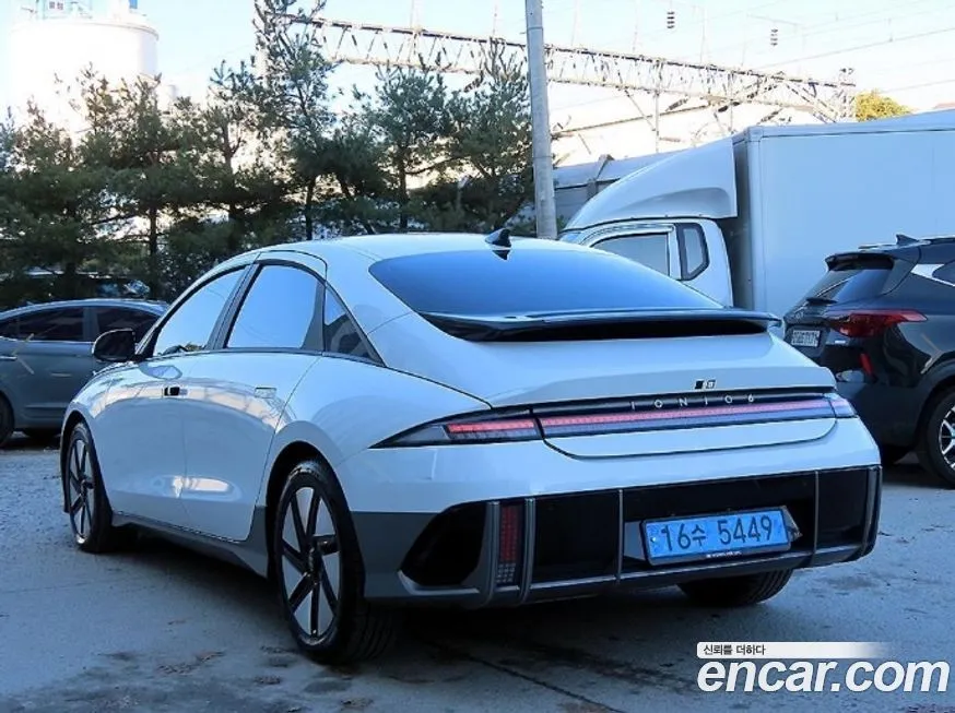 Hyundai Ioniq6 2023 из KR, фото 8