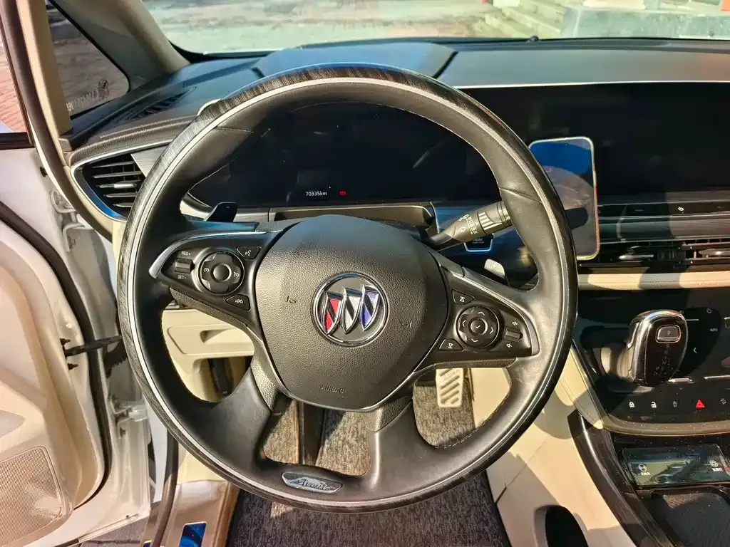 Buick GL8 2023 из CN, фото 6