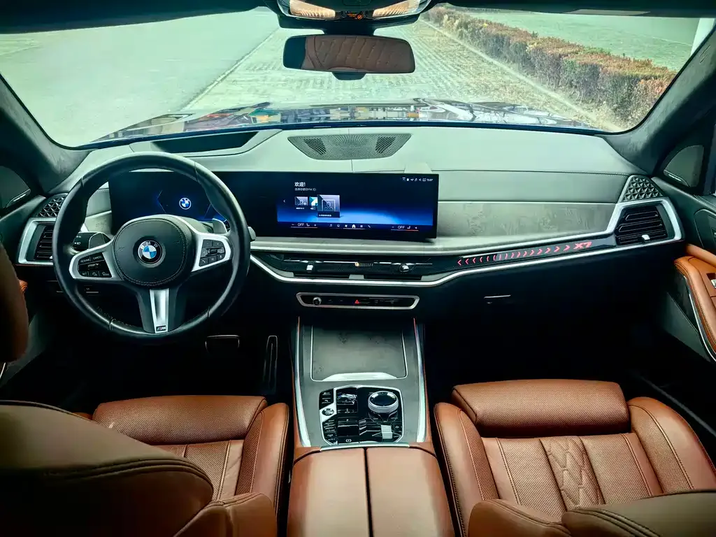 BMW X7 2024 из CN, фото 2