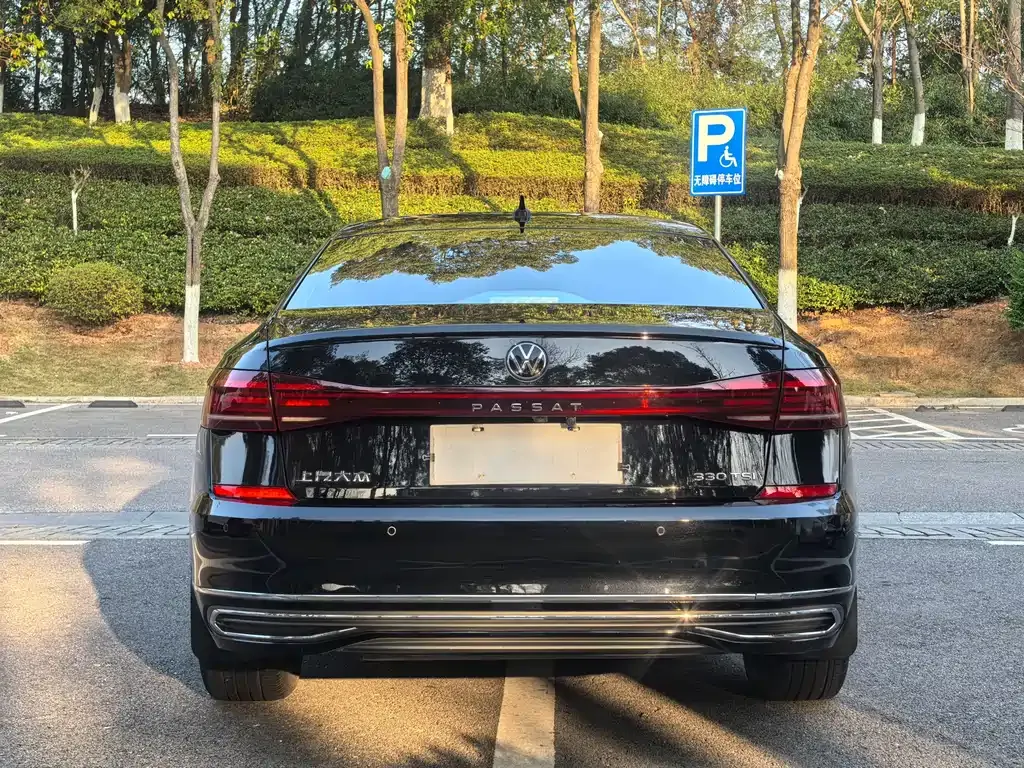 Volkswagen Passat 2022 из CN, фото 9