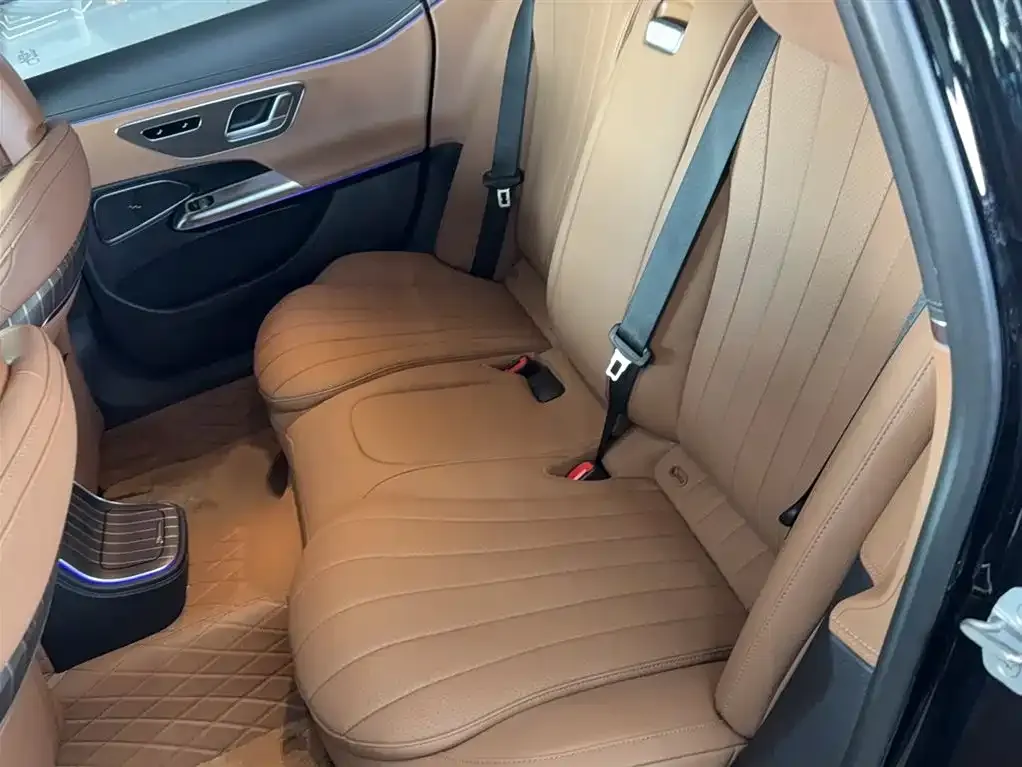 Mercedes-Benz E-Class New Energy 2024 из CN, фото 2