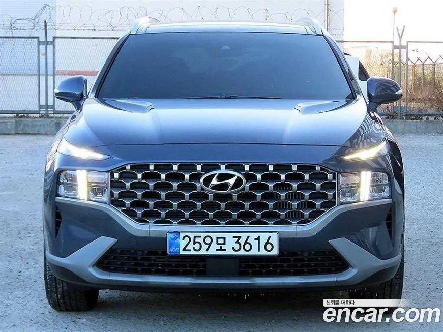 Hyundai Santafe — фото 1
