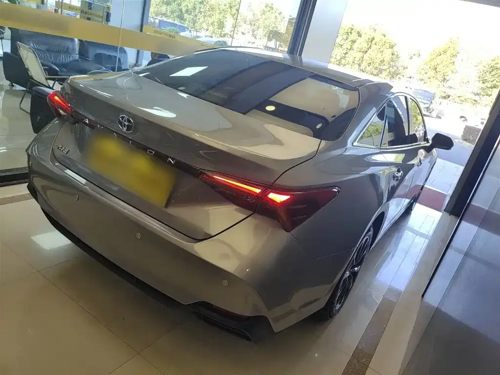 Toyota Avalon 2021 из CN, фото 10