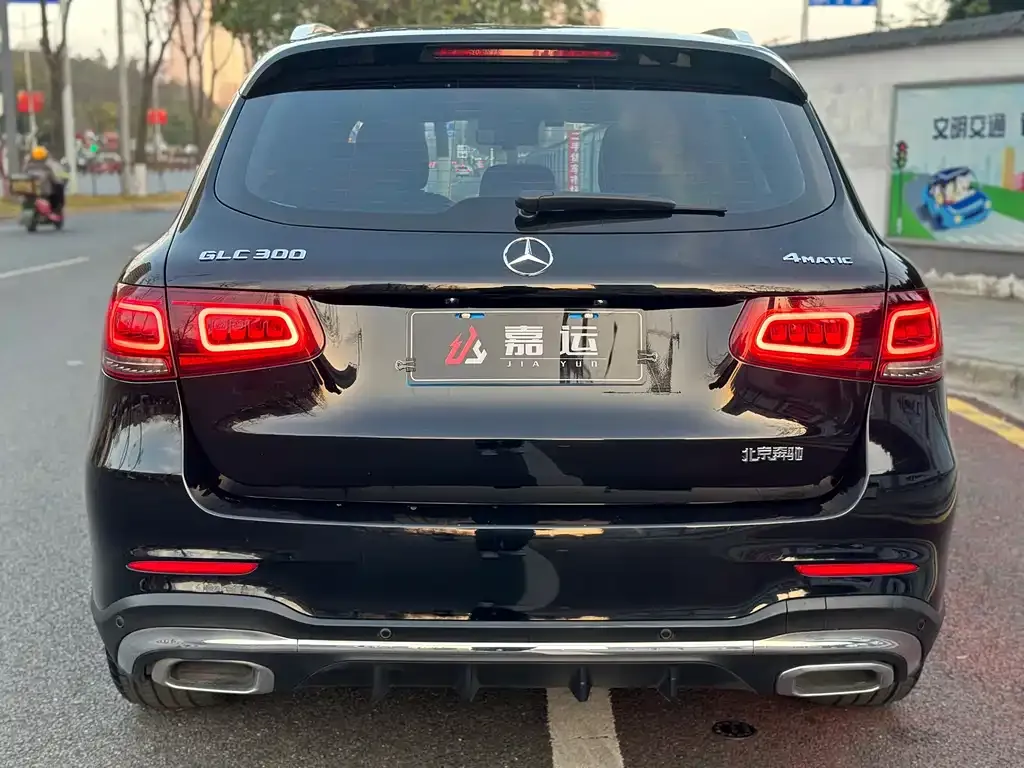 Mercedes-Benz GLC — фото 10