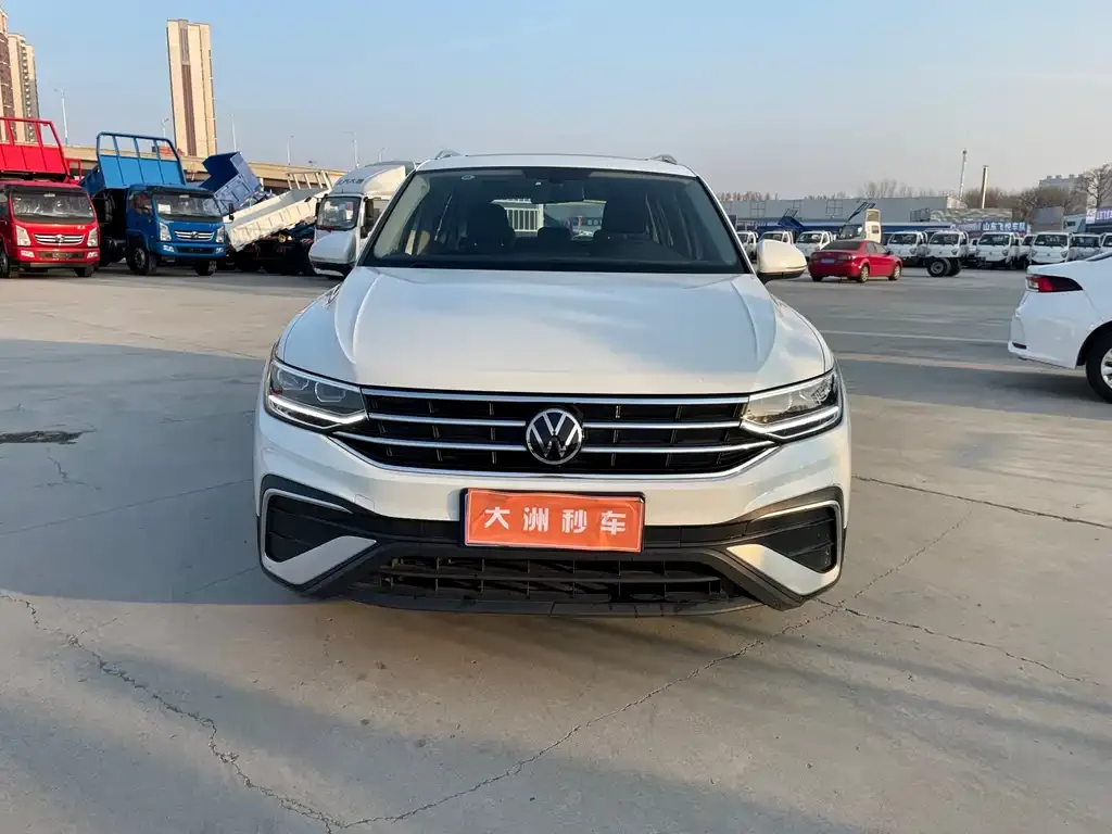 Volkswagen Tiguan L 2024 из CN, фото 5