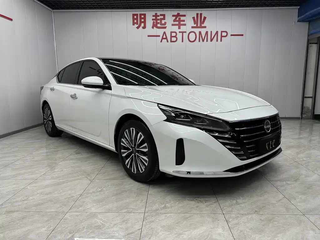 Nissan Teana 2023 из CN, фото 2