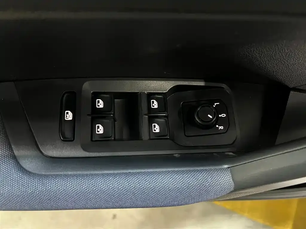 Volkswagen Lavida 2023 из CN, фото 7