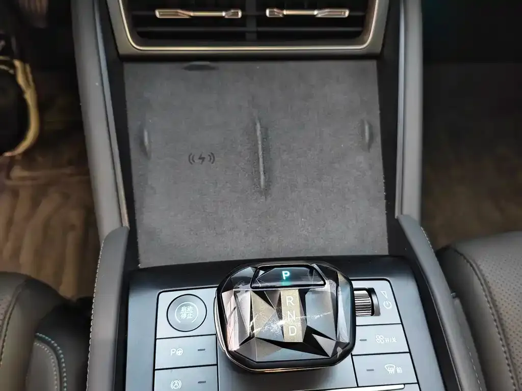 BYD Qin L 2025 из CN, фото 2