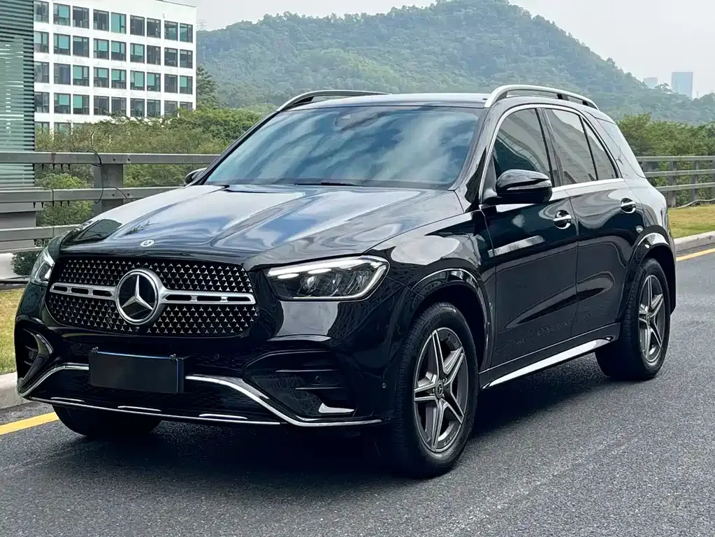 Mercedes-Benz GLE — фото 1