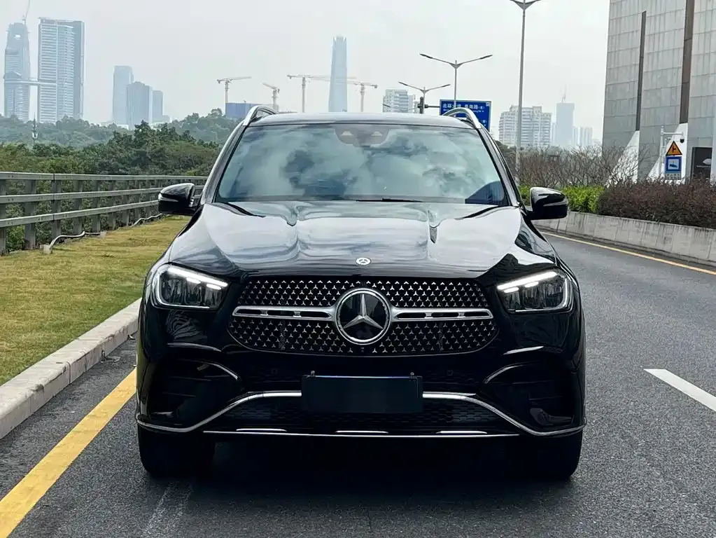 Mercedes-Benz GLE — фото 9
