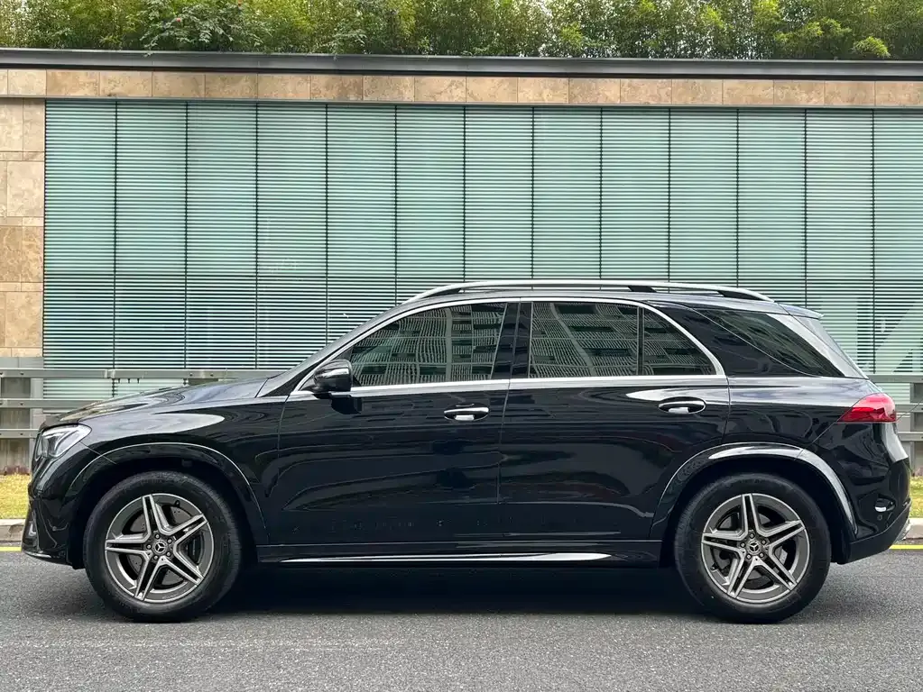 Mercedes-Benz GLE — фото 7