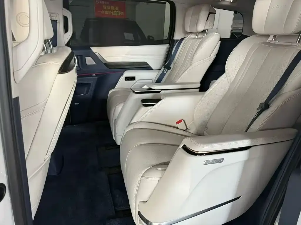 Buick Century 2025 из CN, фото 8