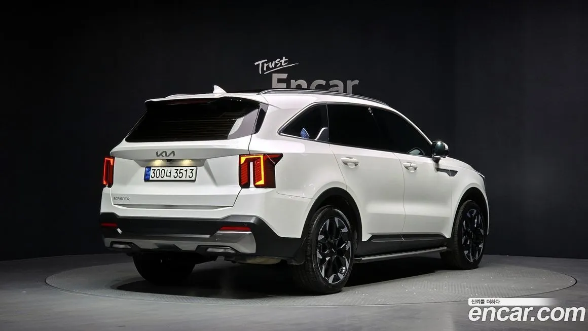 Kia Sorento — фото 6