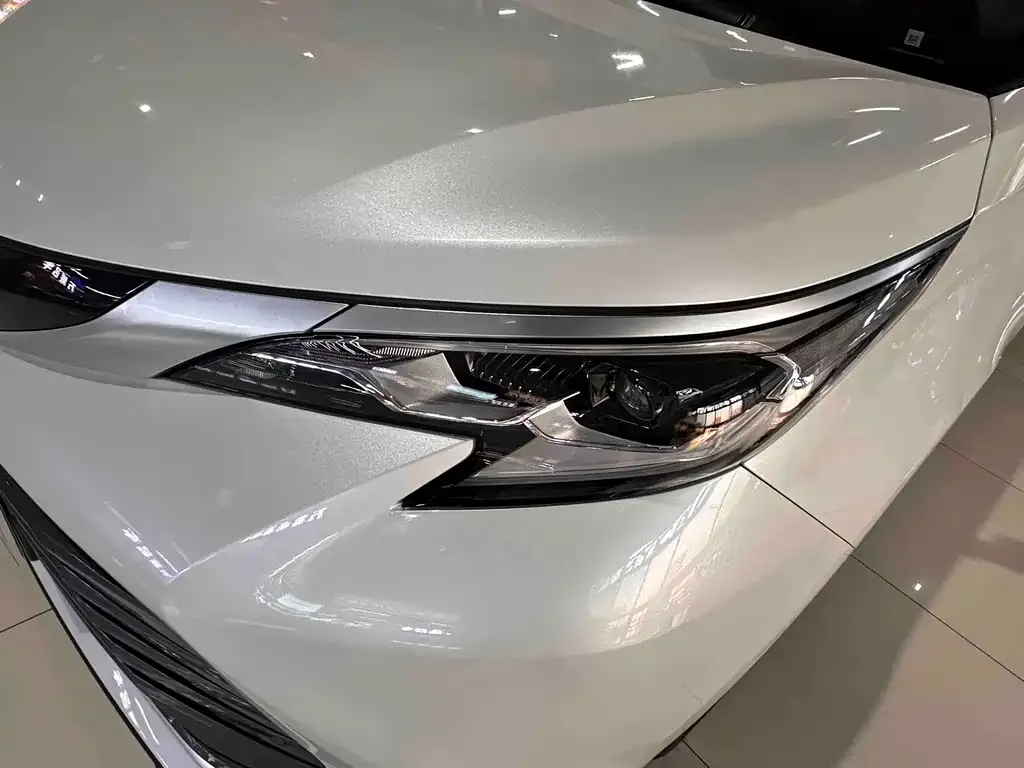 Toyota Sienna 2025 из CN, фото 8