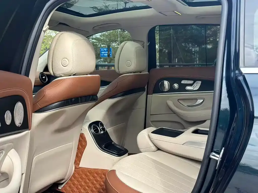 Mercedes-Benz E-Class 2023 из CN, фото 3