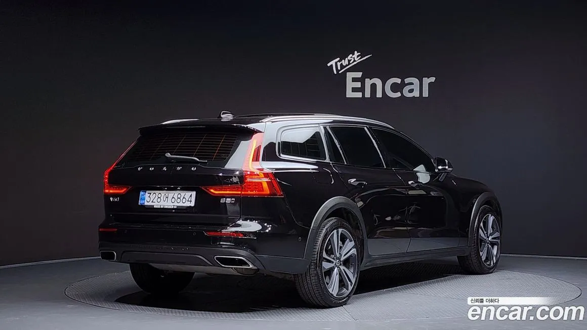 Volvo V60 2021 из KR, фото 9