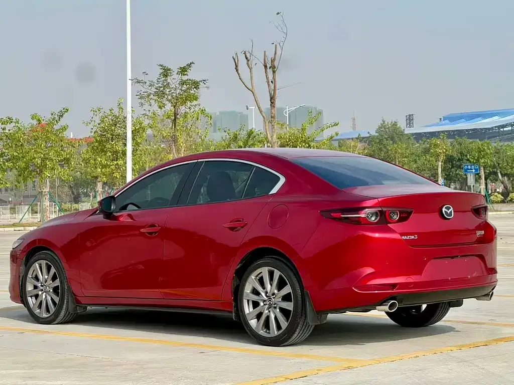 Mazda 3 Axela 2022 из CN, фото 3