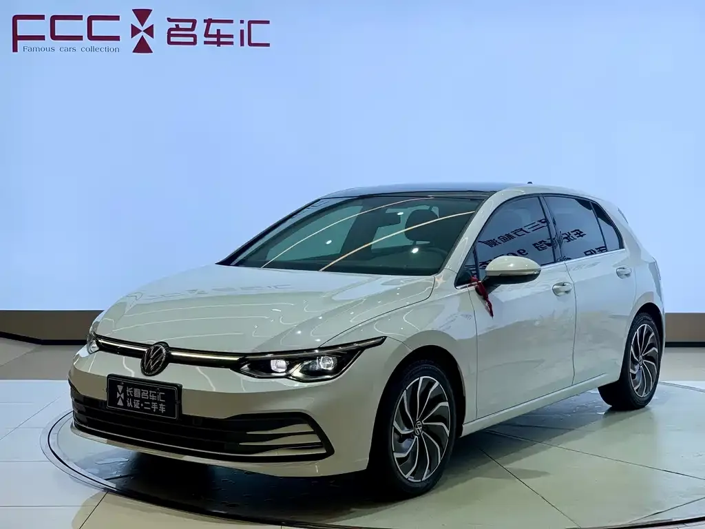 Volkswagen Golf 2023 из CN, фото 1