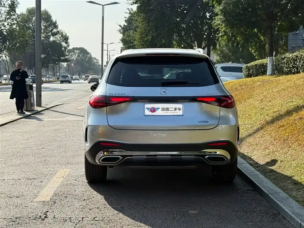 Mercedes-Benz GLC 2024 из CN, фото 3