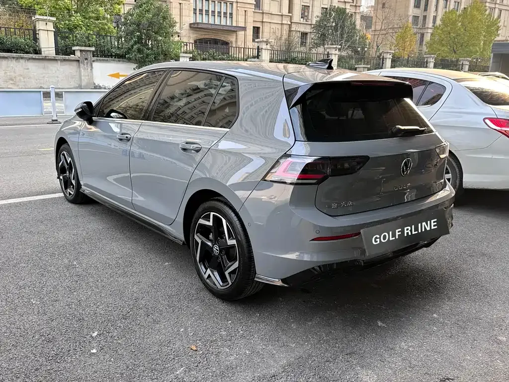 Volkswagen Golf 2025 из CN, фото 9