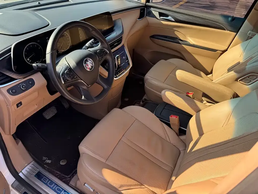 Buick GL8 2021 из CN, фото 2