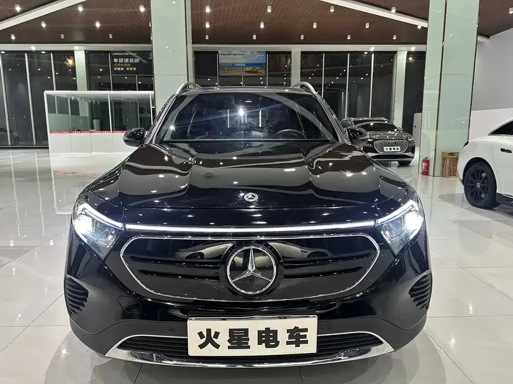 Mercedes-Benz EQB 2024 из CN, фото 1