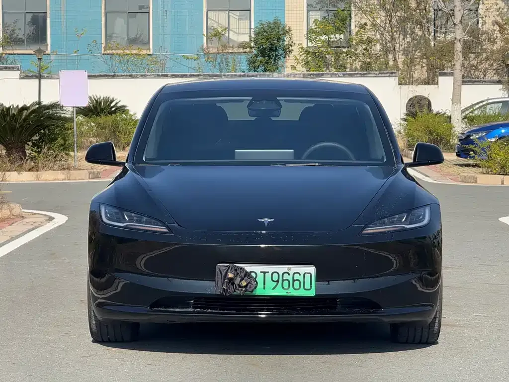 Tesla Model 3 2025 из CN, фото 5