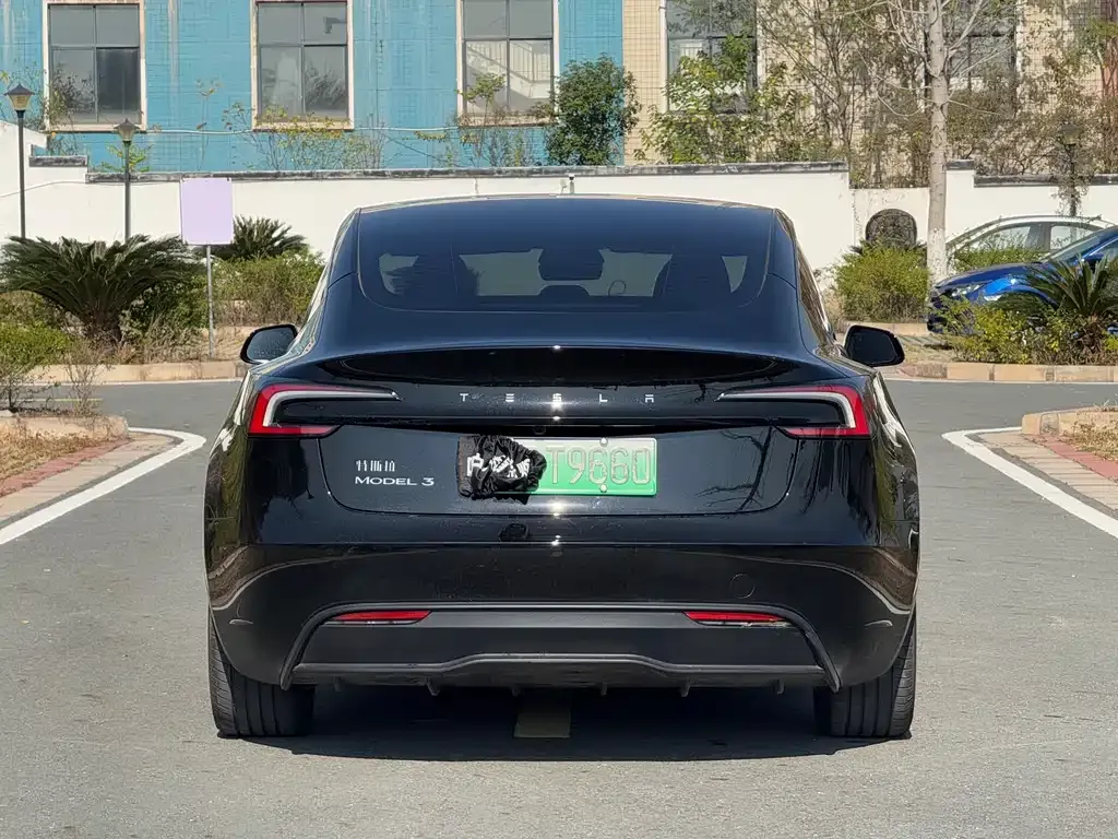 Tesla Model 3 2025 из CN, фото 7
