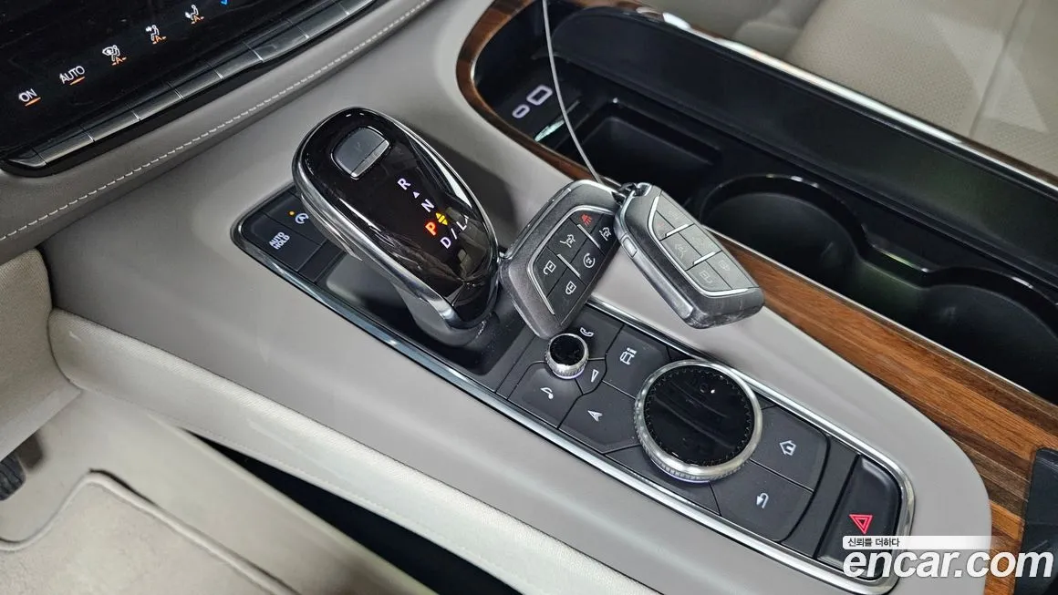 Cadillac Escalade 2024 из KR, фото 4