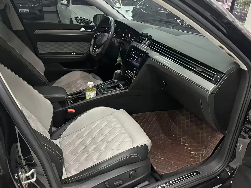 Volkswagen Magotan 2024 из CN, фото 9