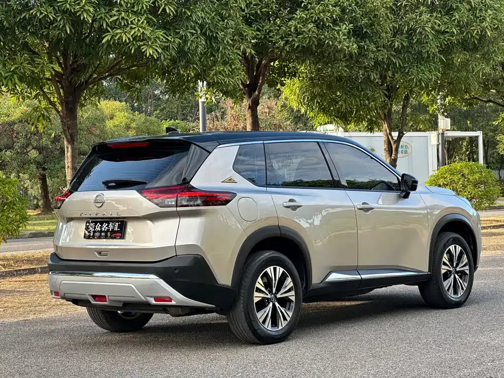 Nissan X-Trail 2023 из CN, фото 5