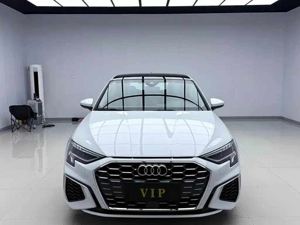 Audi A3 2021 из CN, фото 2