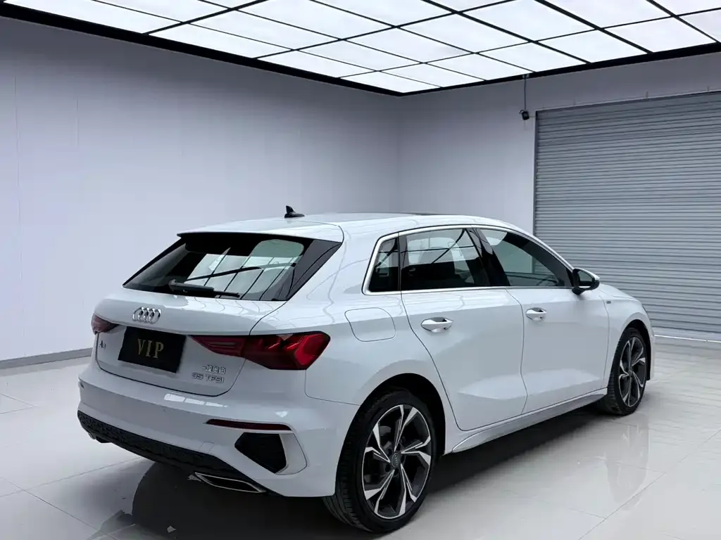 Audi A3 2021 из CN, фото 4