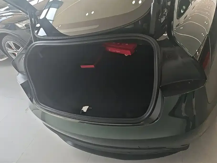 Tesla Model 3 2024 из CN, фото 2