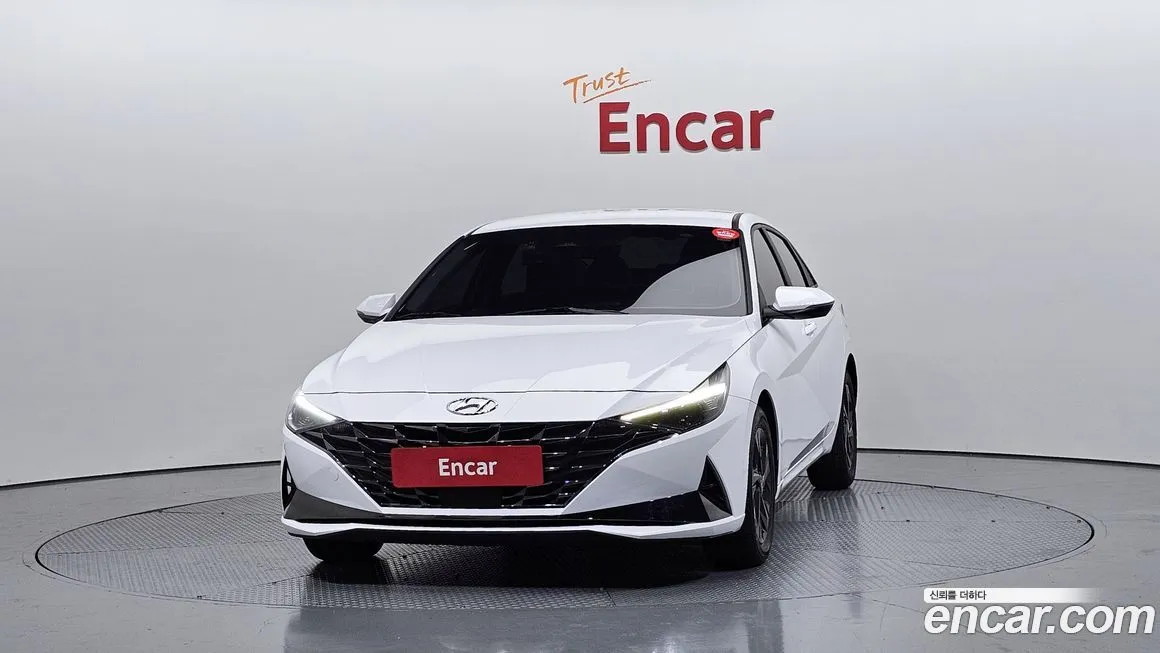 Hyundai AVANTE — фото 3