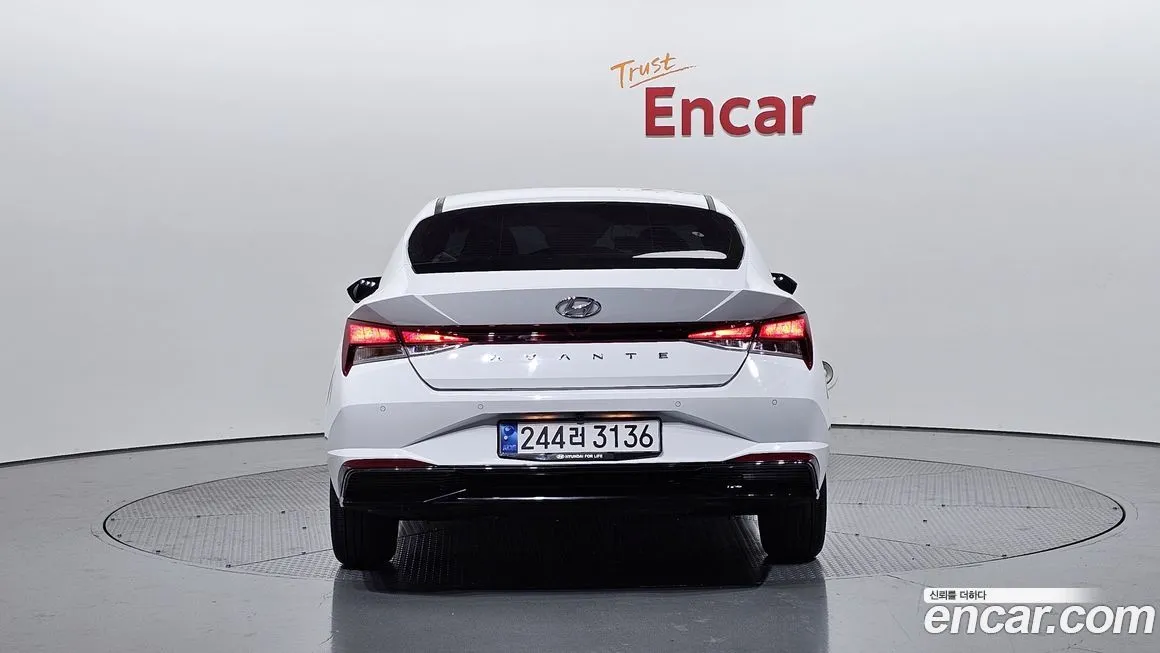 Hyundai AVANTE — фото 4