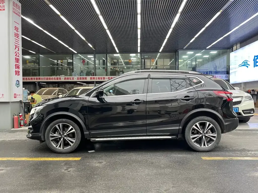 Nissan Qashqai 2023 из CN, фото 8