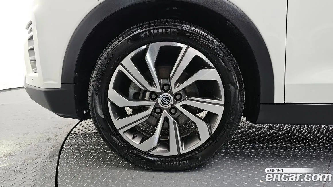 KG Mobility (Ssangyong) TIBOLI 2021 из KR, фото 6