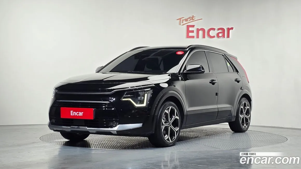 Kia Niro — фото 1