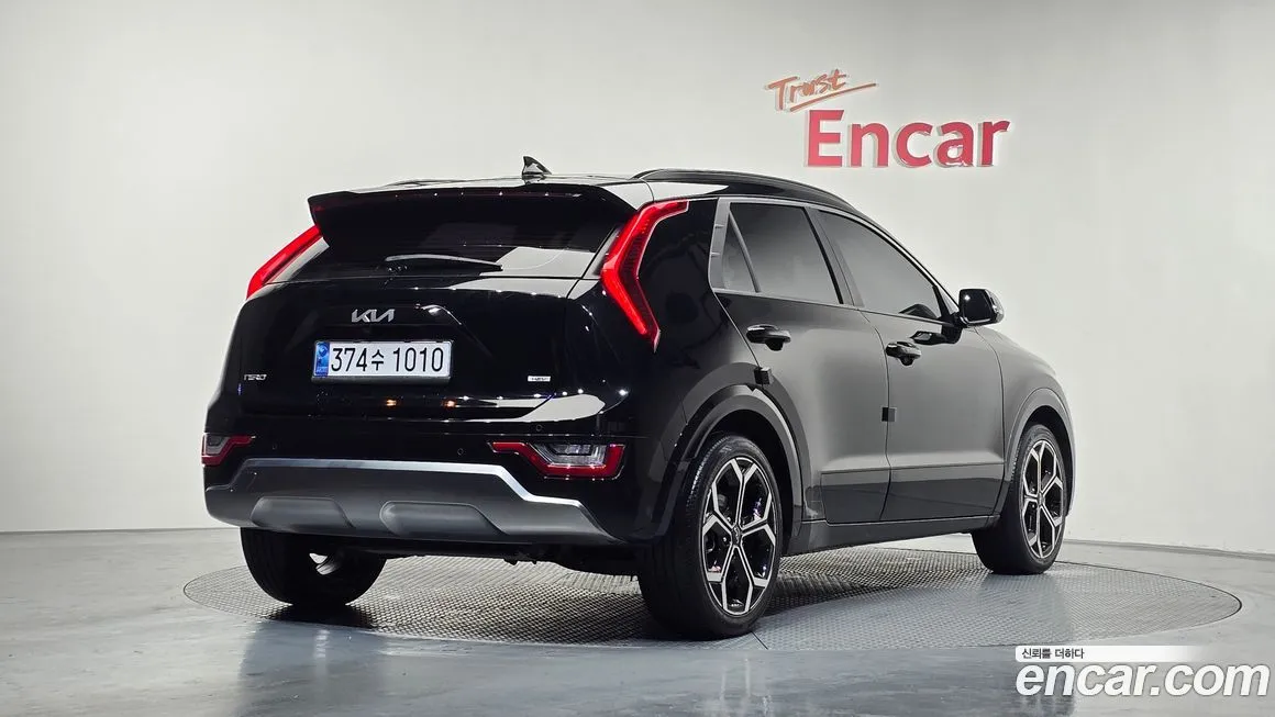 Kia Niro — фото 10