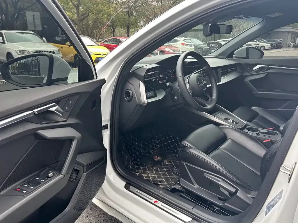 Audi A3 2021 из CN, фото 4