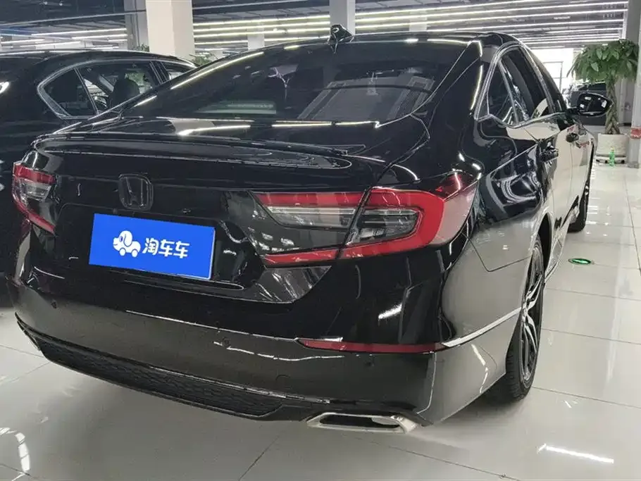 Honda Accord 2023 из CN, фото 8