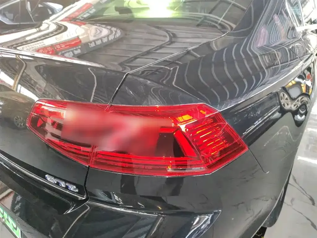 Volkswagen Magotan GTE PHEV 2023 из CN, фото 8