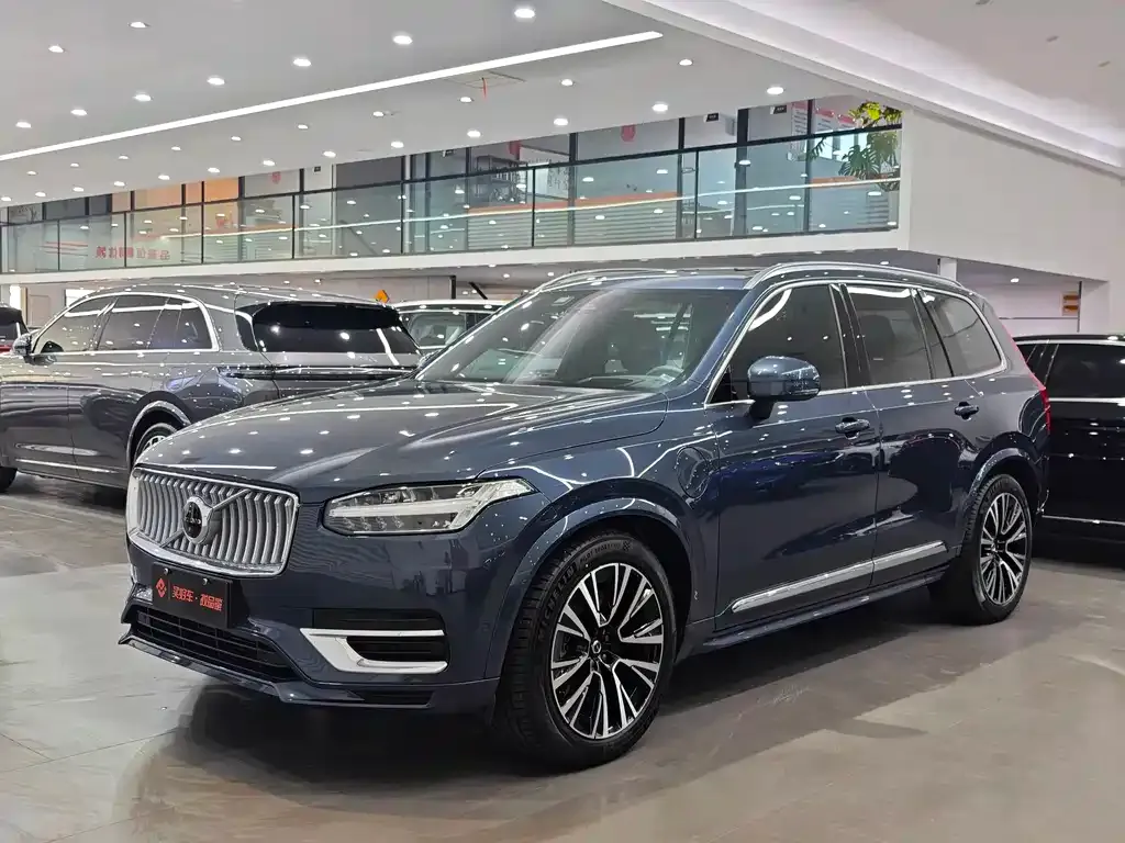 Volvo XC90 PHEV 2024 из CN, фото 1