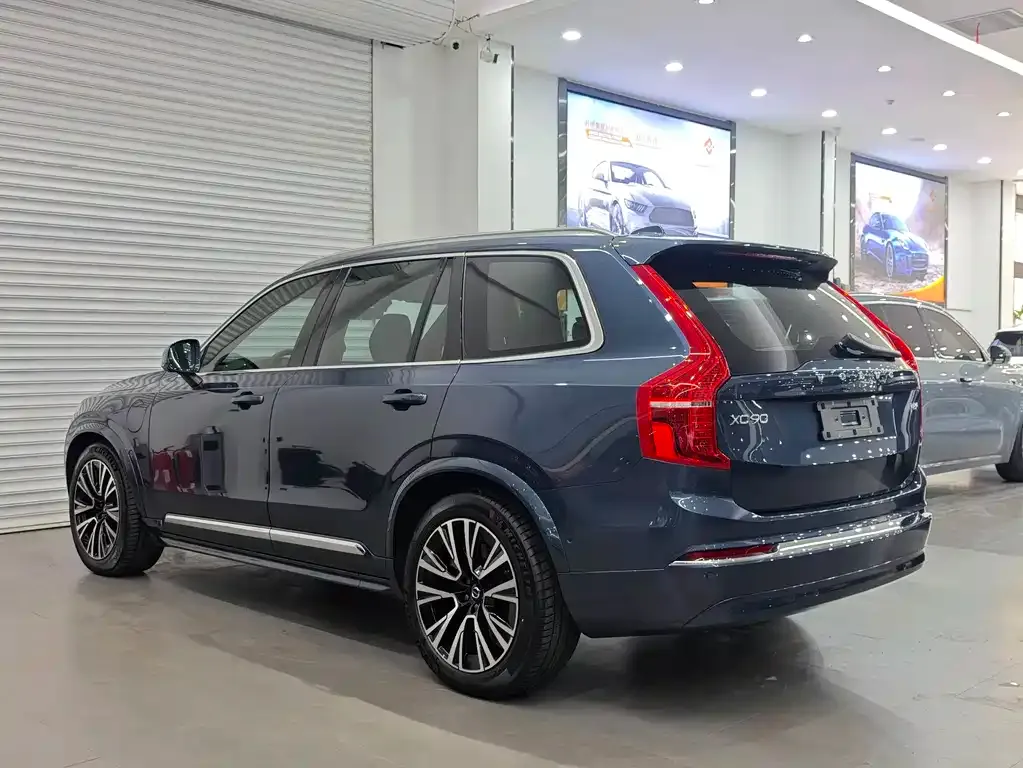Volvo XC90 PHEV 2024 из CN, фото 4