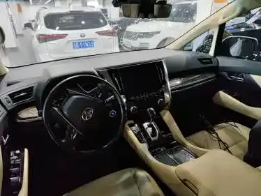 Toyota Vellfire 2022 из CN, фото 5