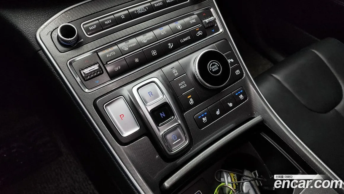 Hyundai Santafe — фото 9